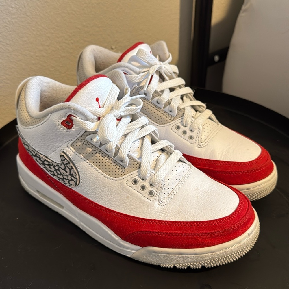 Nike Air Jordan 3 Retro Tinker Hatfield “Tinker White, University Red” Size 6.5M